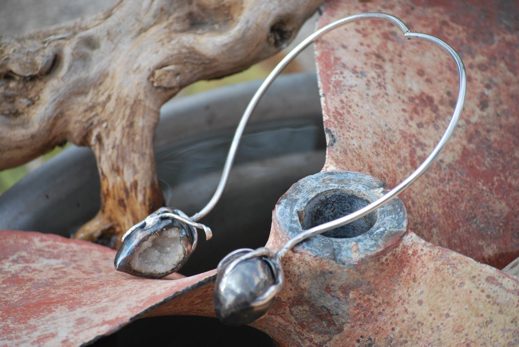 Cuore di pietra, geode e argento